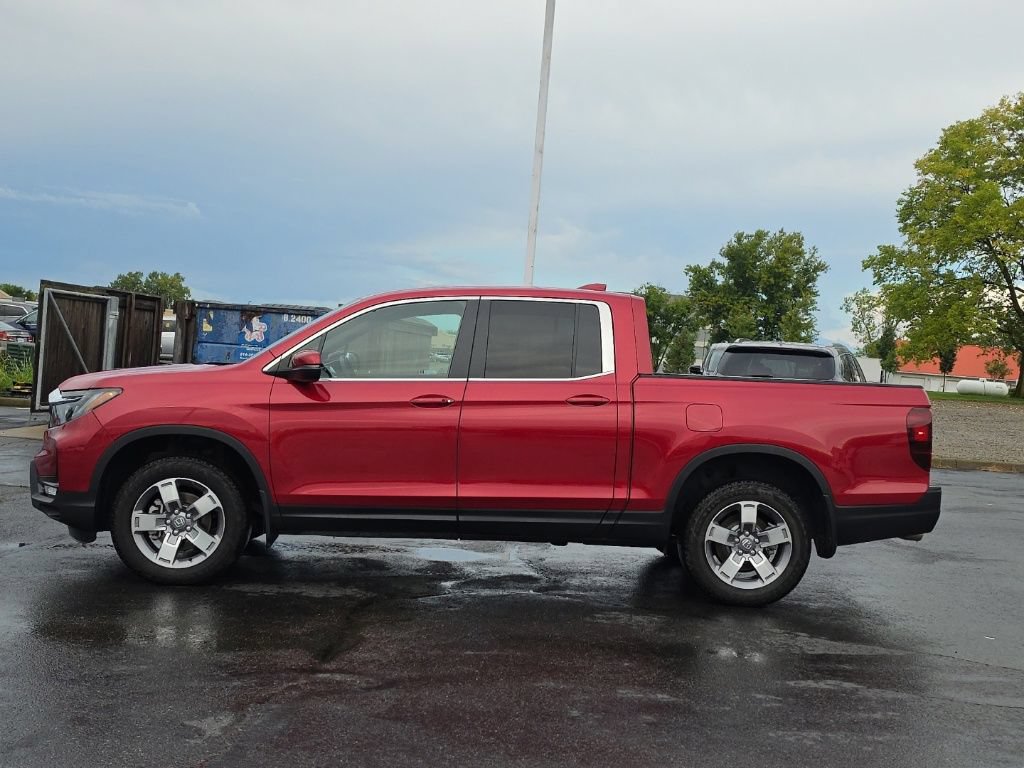 Certified 2025 Honda Ridgeline RTL image 4