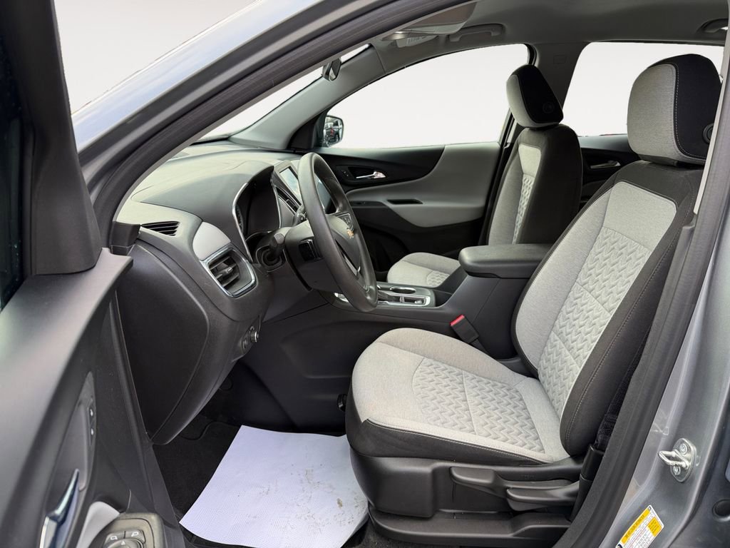 Used 2024 Chevrolet Equinox LS w/ Driver Confidence II Package image 13