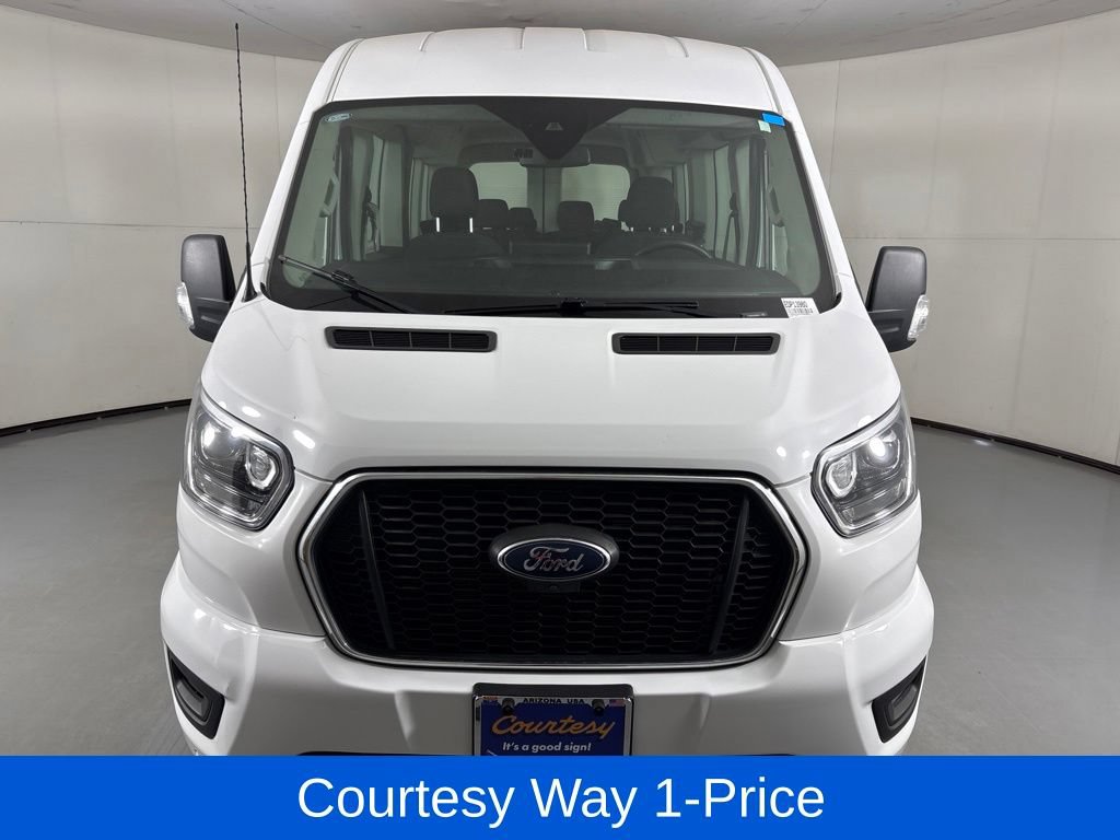 Used 2023 Ford Transit 350 XLT RWD image 4