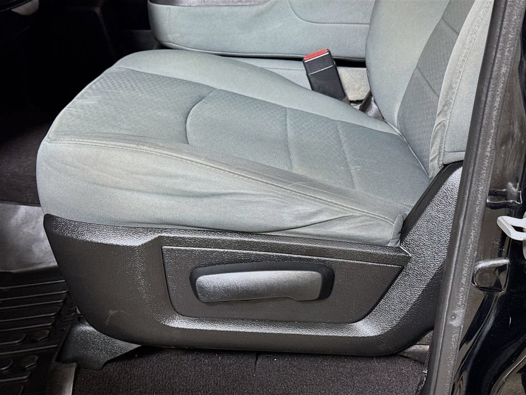 Used 2013 RAM 1500 Express AWD/4WD image 17