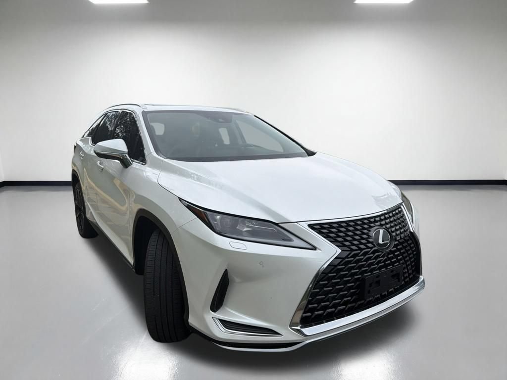 Used 2021 Lexus RX 350L Luxury w/ Cold Weather Package AWD/4WD image 2