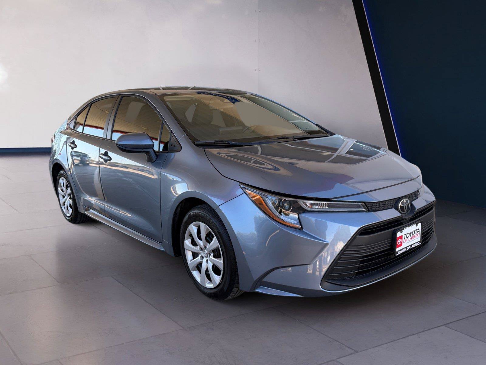 Used 2025 Toyota Corolla LE FWD image 7