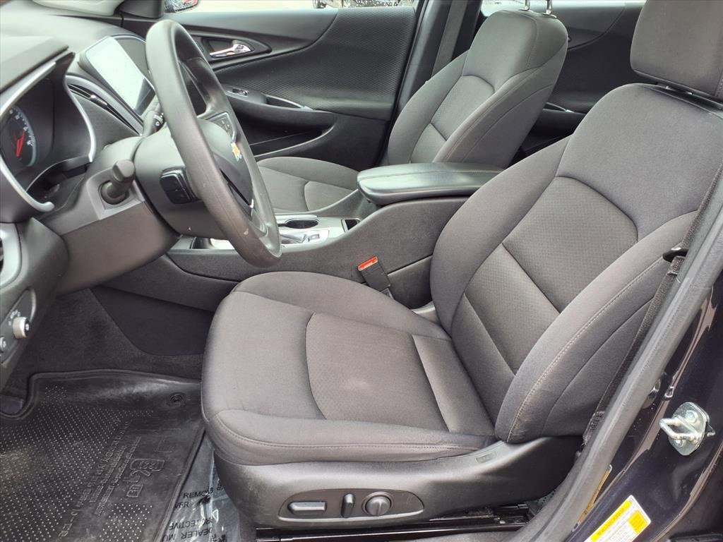 Used 2023 Chevrolet Malibu LT image 24
