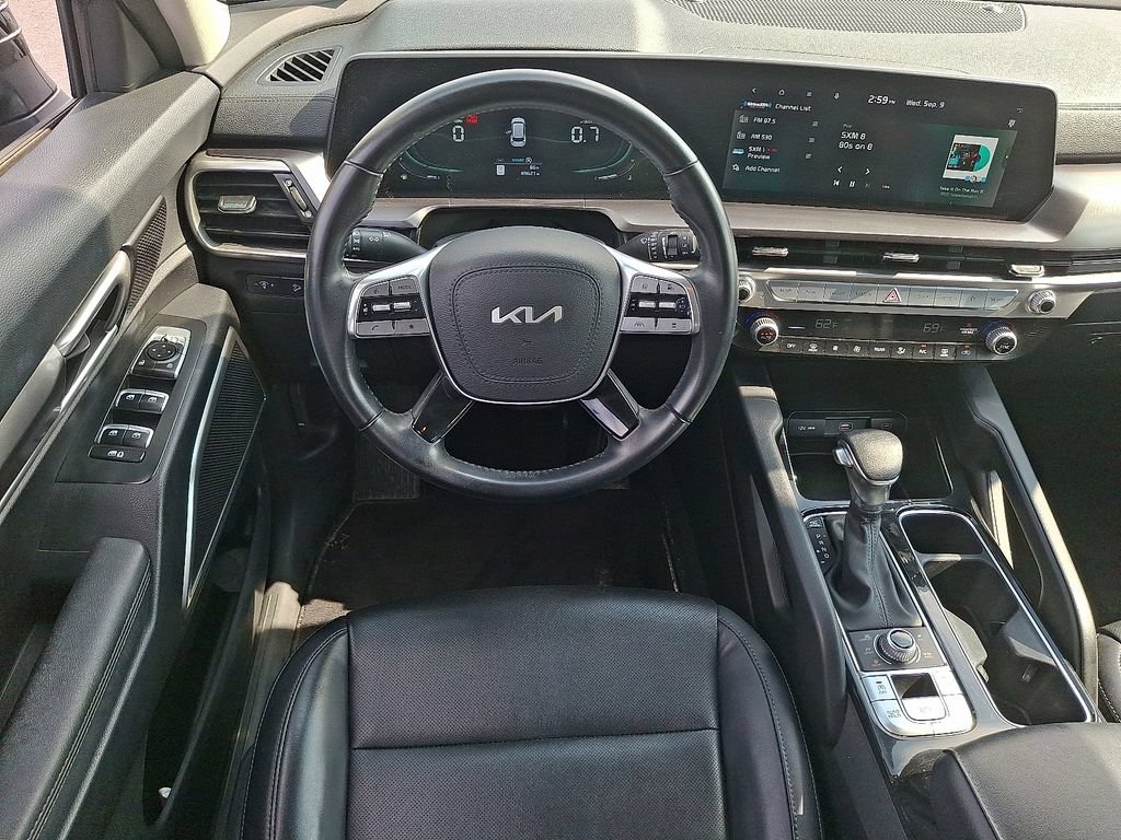 Used 2023 Kia Telluride LX AWD/4WD image 13