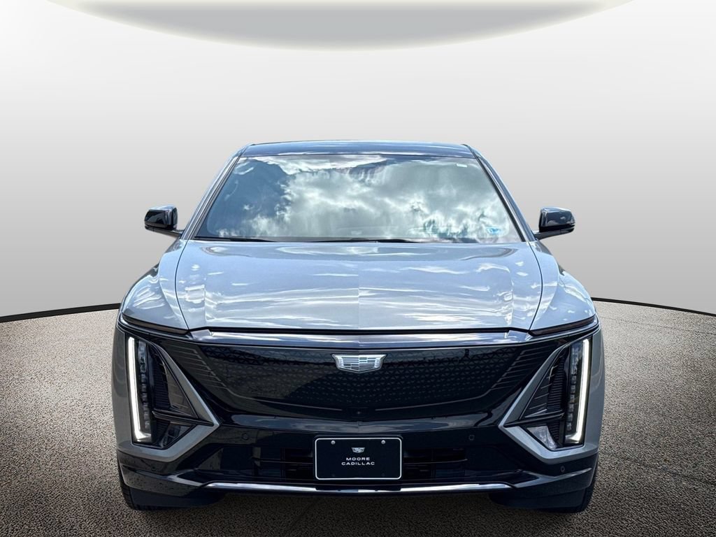 New 2026 Cadillac Lyriq Signature Sport w/ Nappa Leather Package AWD/4WD image 6