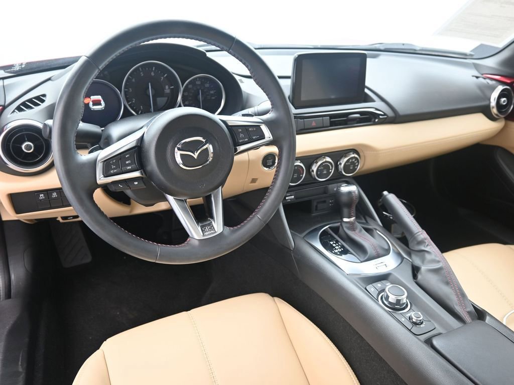Used 2019 MAZDA MX-5 Miata RF Grand Touring RWD image 14