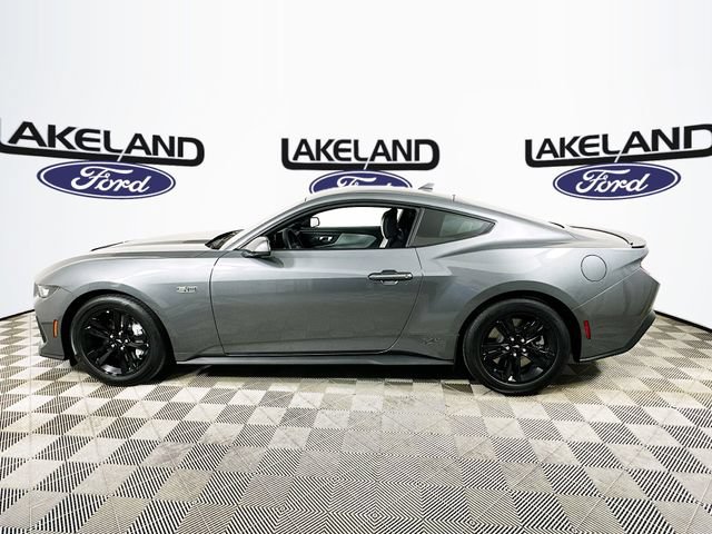 Used 2025 Ford Mustang GT RWD image 6
