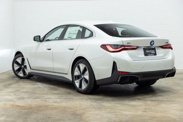 Used 2025 BMW i4 xDrive40i w/ Premium Package image 12
