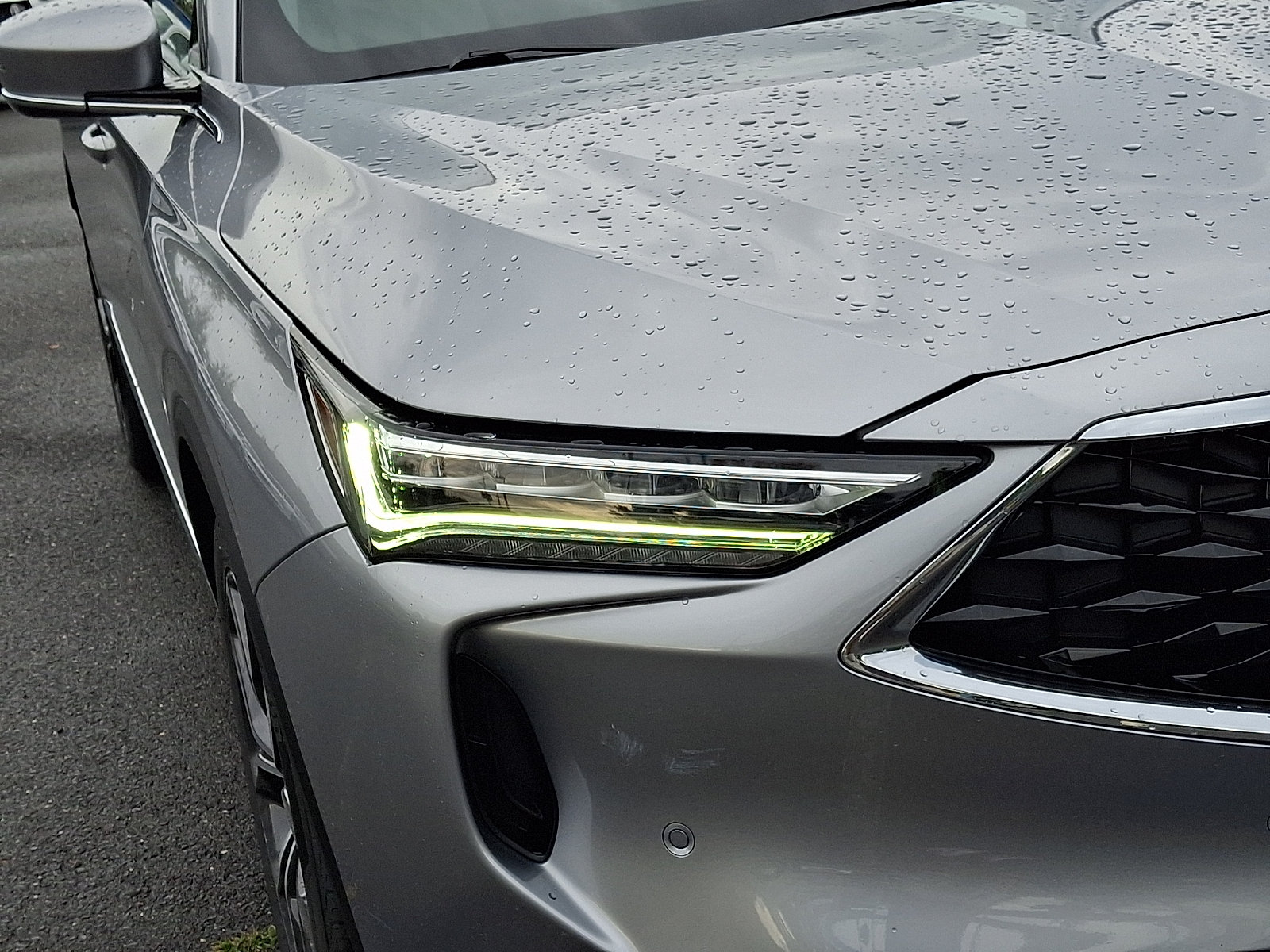 Certified 2024 Acura MDX w/ Technology Package AWD/4WD image 9