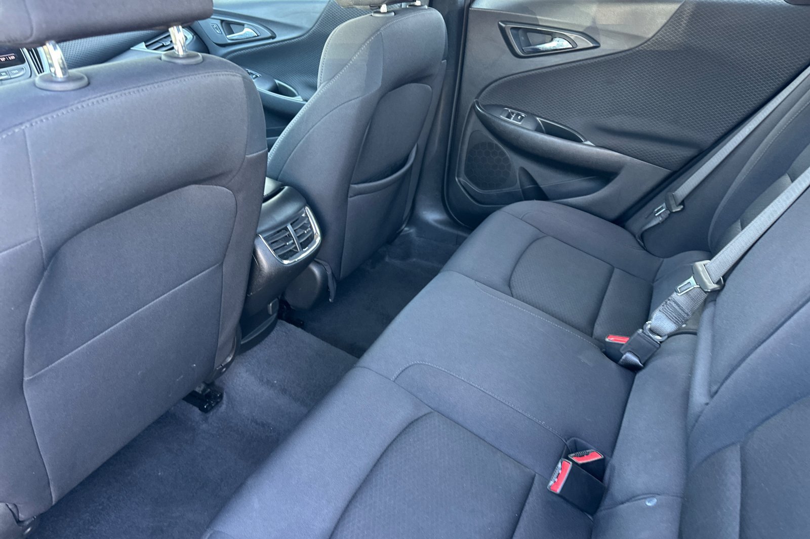 Used 2023 Chevrolet Malibu LT FWD image 12