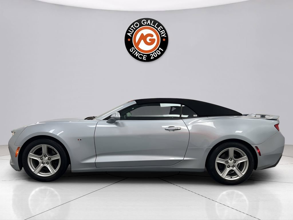 Used 2018 Chevrolet Camaro LT image 4