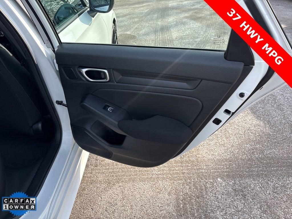 Used 2023 Honda Civic Sport image 9