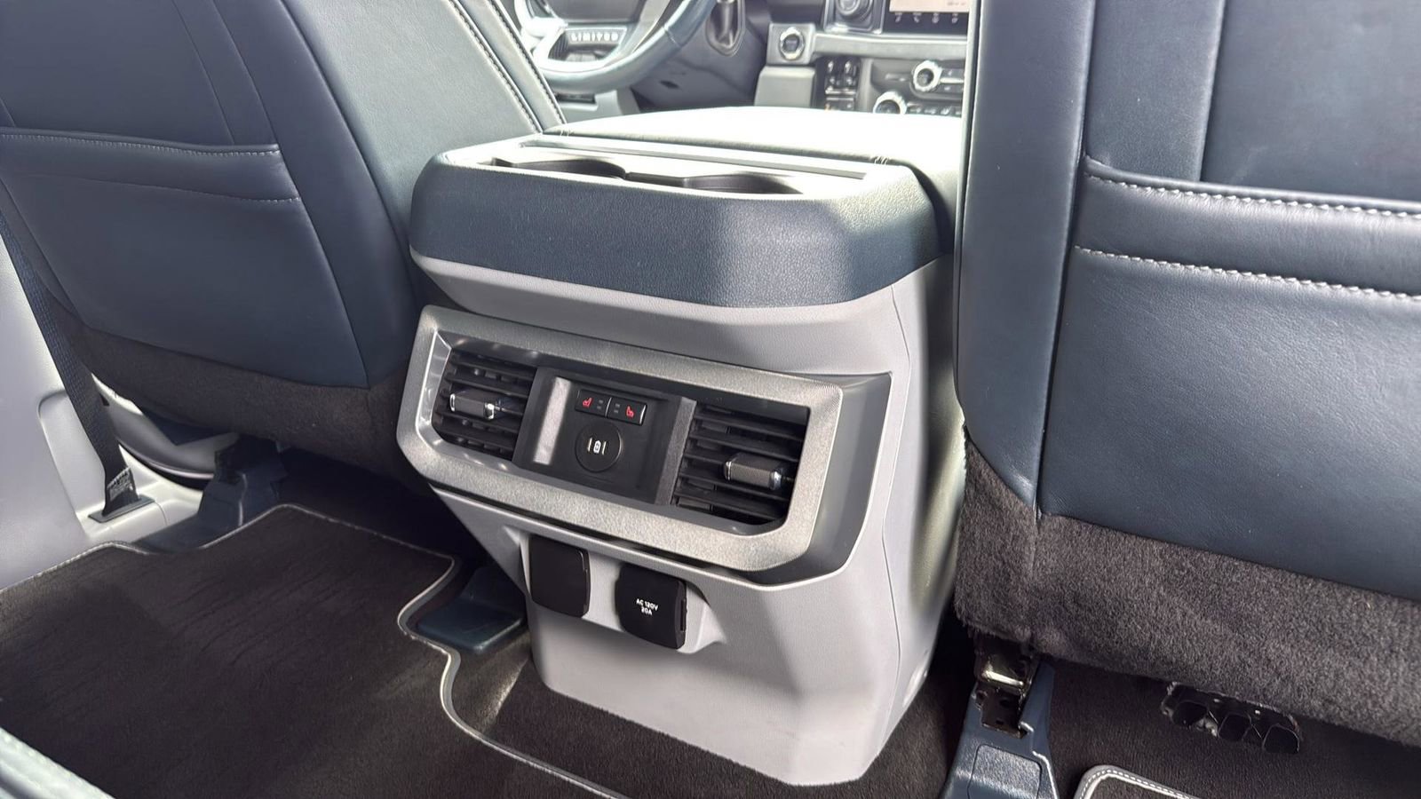 Used 2024 Ford F350 Limited w/ FX4 Off-Road Package image 28