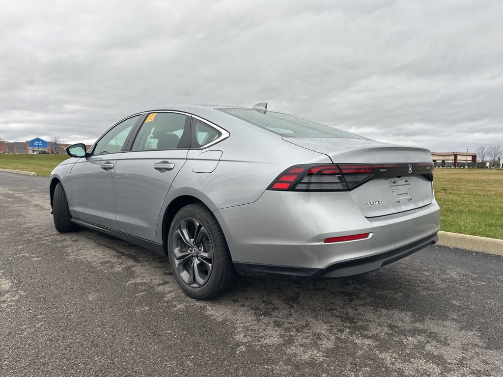 Used 2023 Honda Accord EX image 8