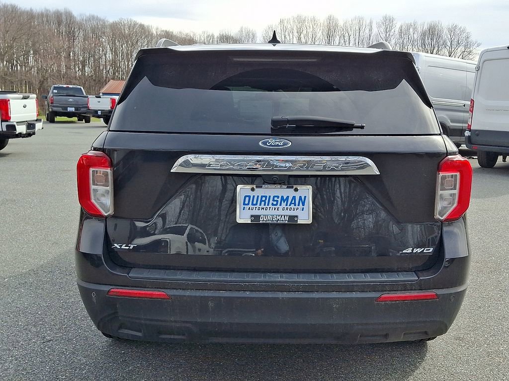 Certified 2022 Ford Explorer XLT image 5