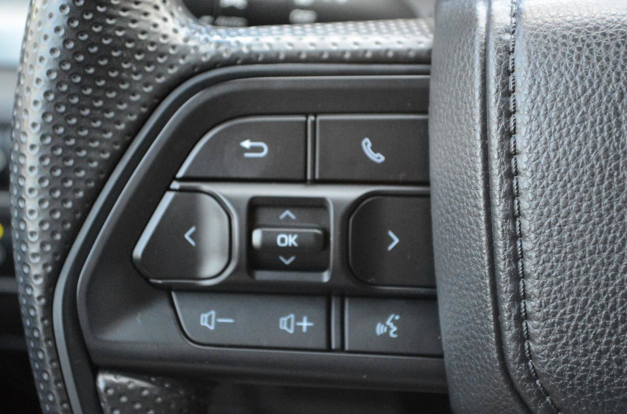 Used 2026 Toyota Tacoma SR5 AWD/4WD image 29