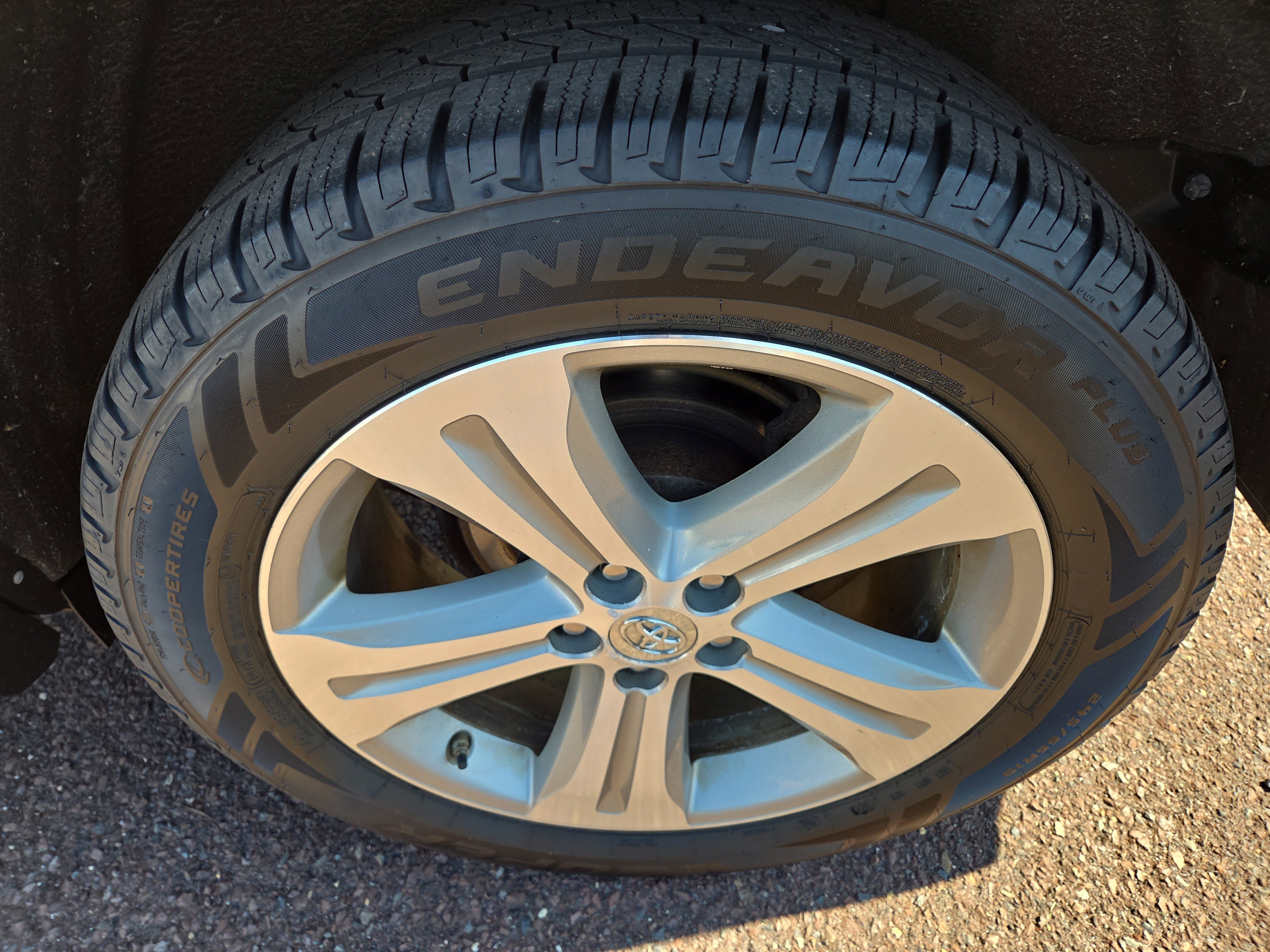 Used 2013 Toyota Highlander Limited image 11