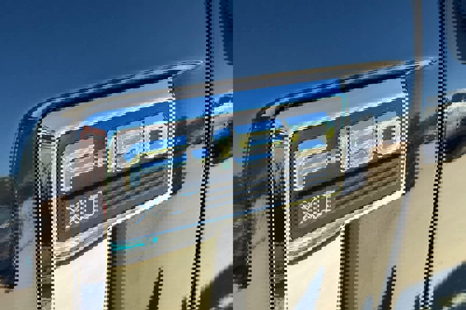 Used 2022 Ford F150 XLT w/ Equipment Group 301A Mid image 13