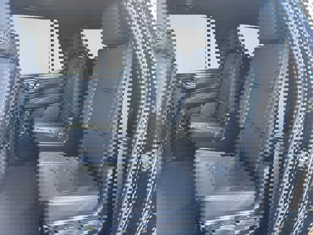 Used 2023 Chevrolet Tahoe Z71 w/ Luxury Package image 14