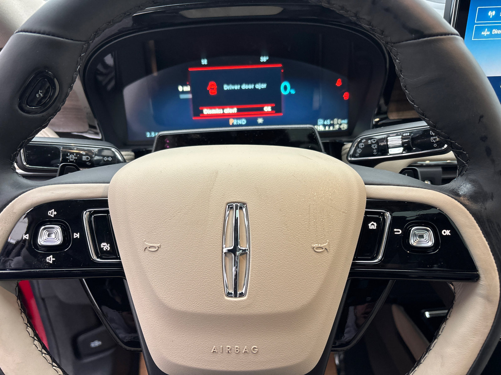 New 2026 Lincoln Corsair Grand Touring image 16