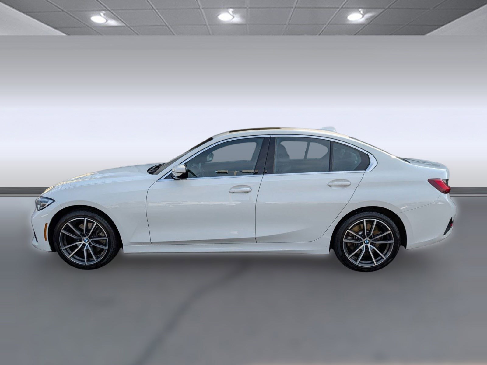 Used 2022 BMW 330i xDrive Sedan w/ Premium Package 2 image 2