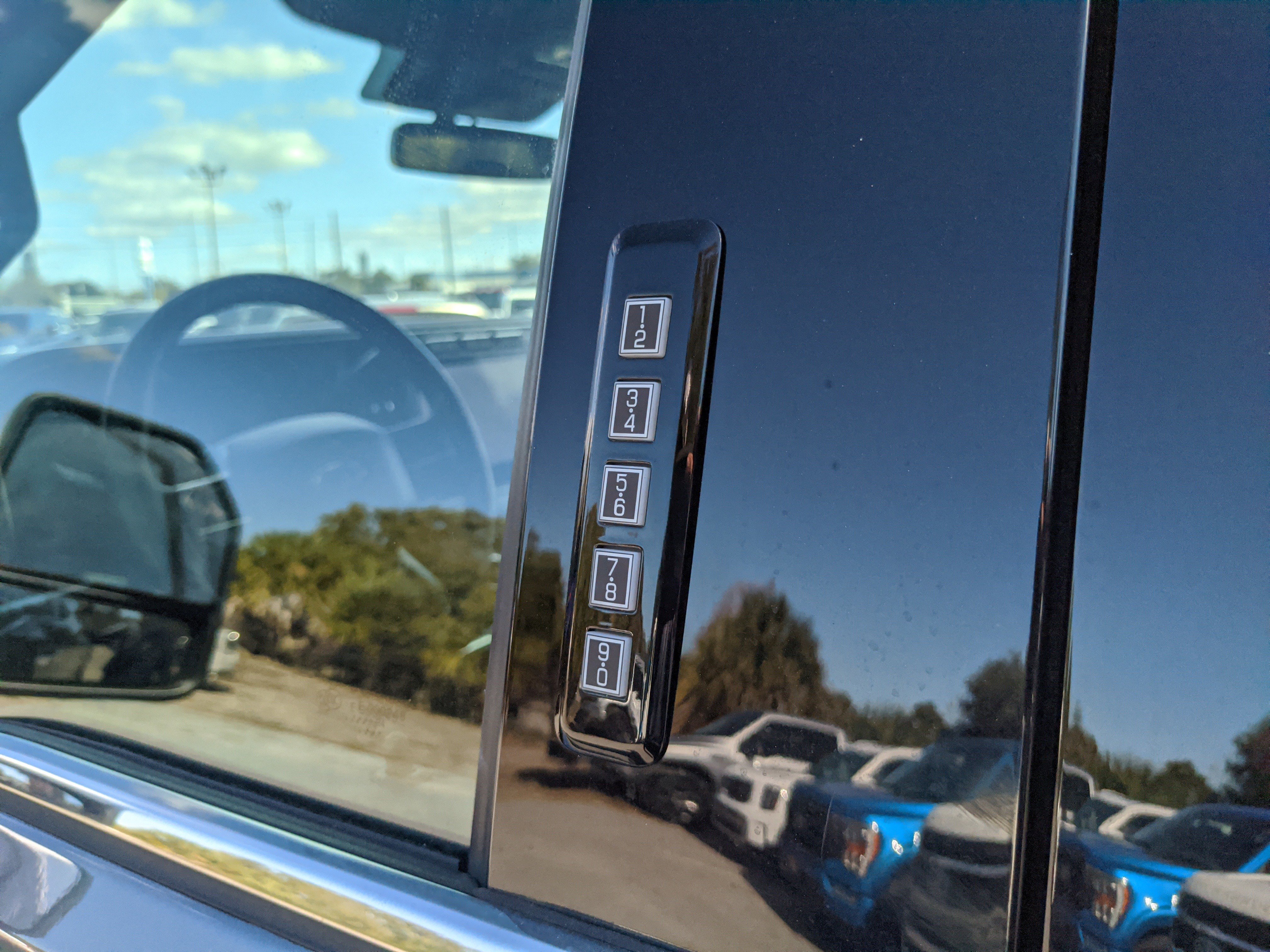 Used 2024 Ford F250 Platinum image 22