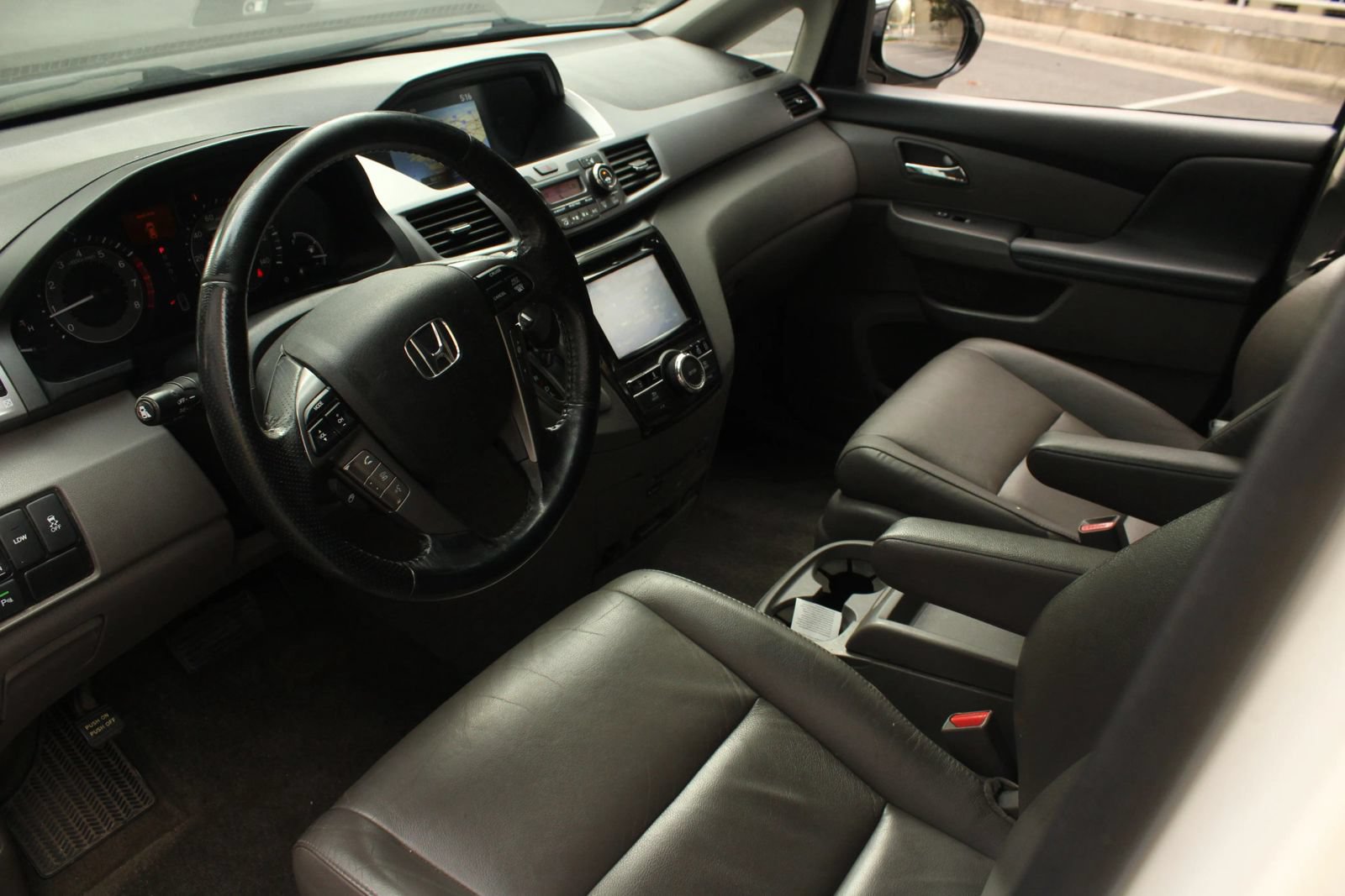 Used 2014 Honda Odyssey Touring image 13