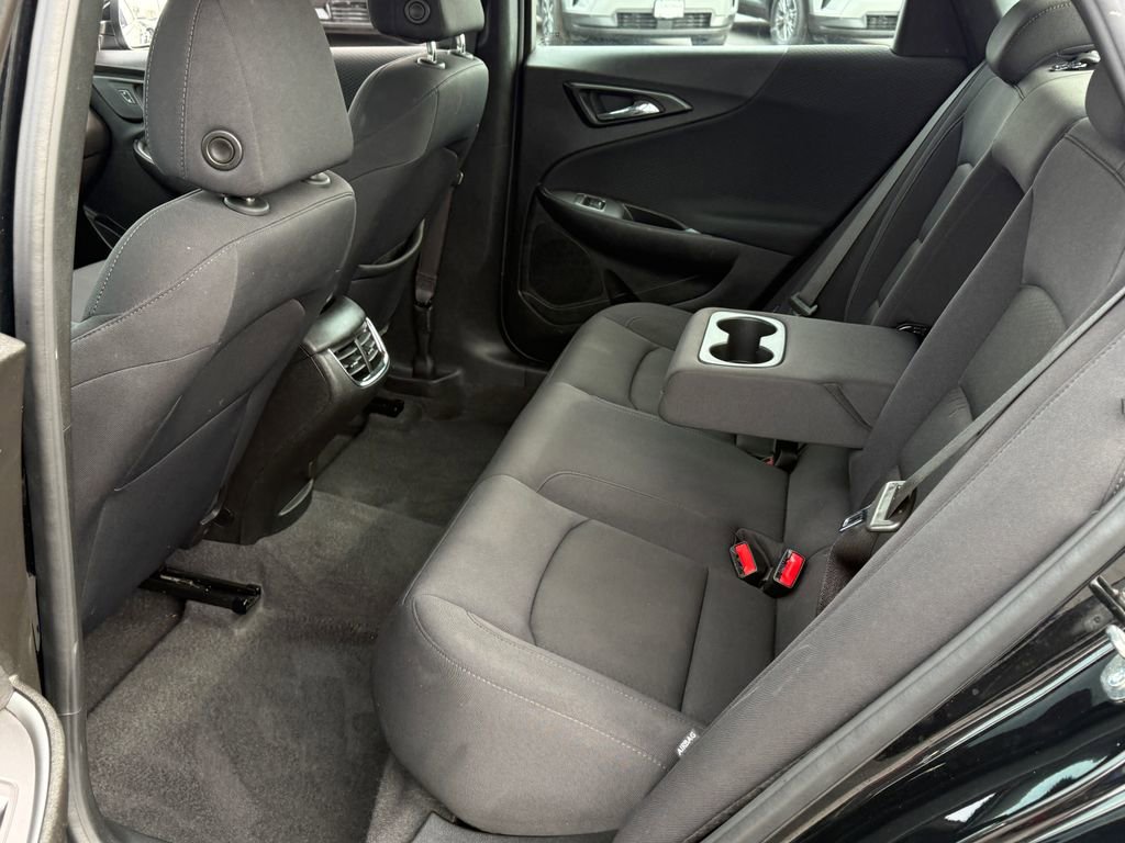 Used 2023 Chevrolet Malibu LT image 14