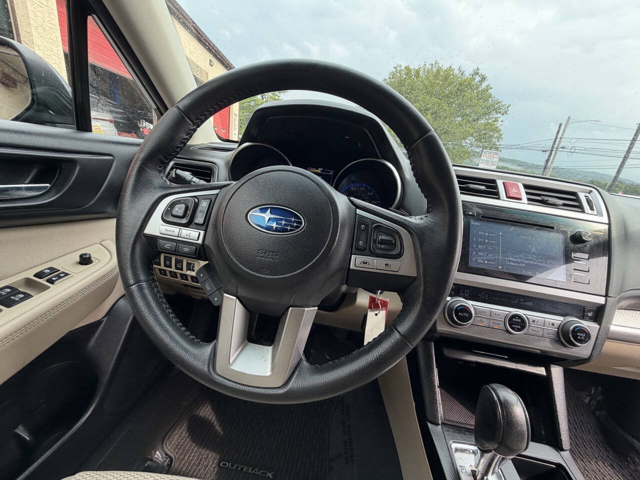 Used 2017 Subaru Outback 2.5i Premium AWD/4WD image 35