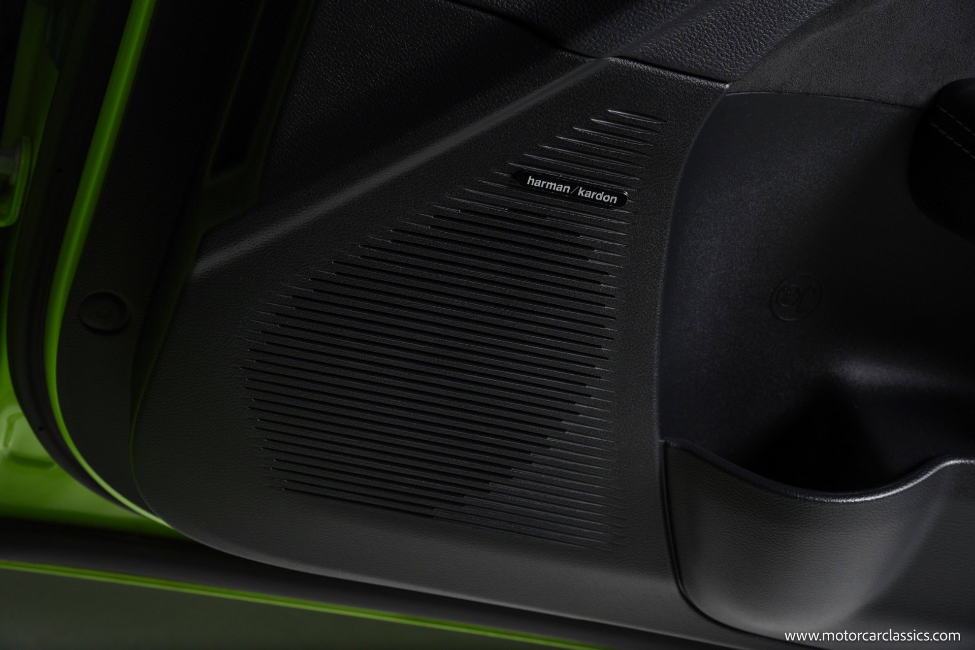 Used 2015 Dodge Challenger SRT Hellcat image 27