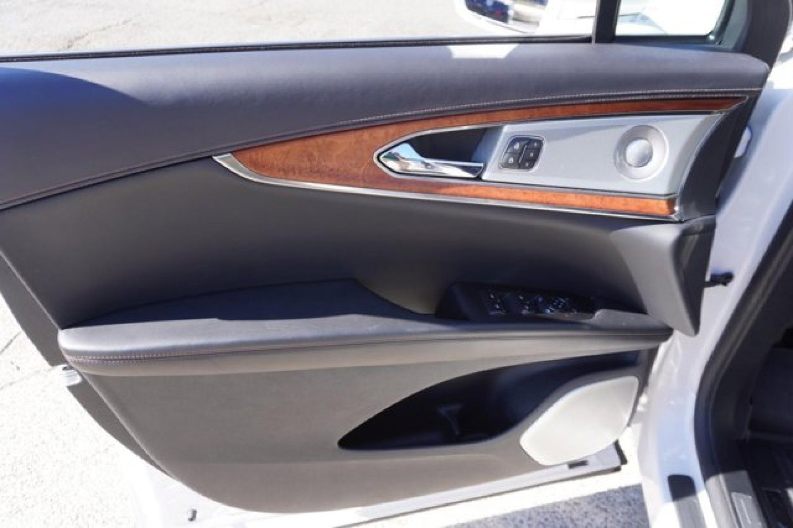 Used 2019 Lincoln Nautilus Black Label image 17