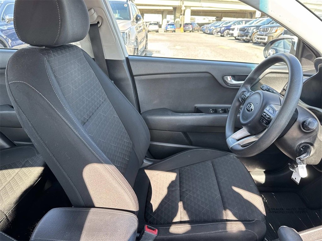 Used 2019 Kia Rio S w/ Technology Package image 22