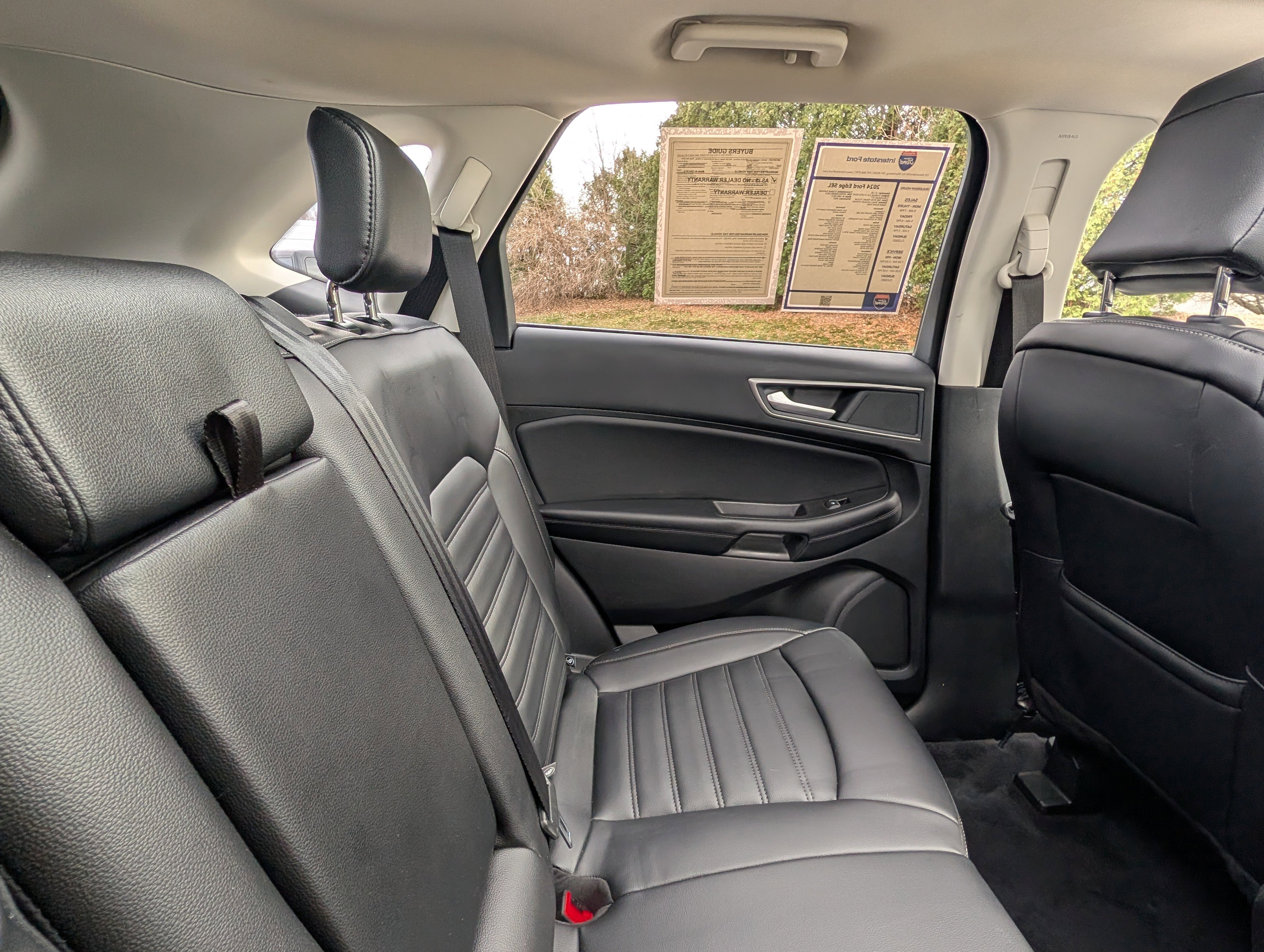 Used 2024 Ford Edge SEL w/ Convenience Package image 32