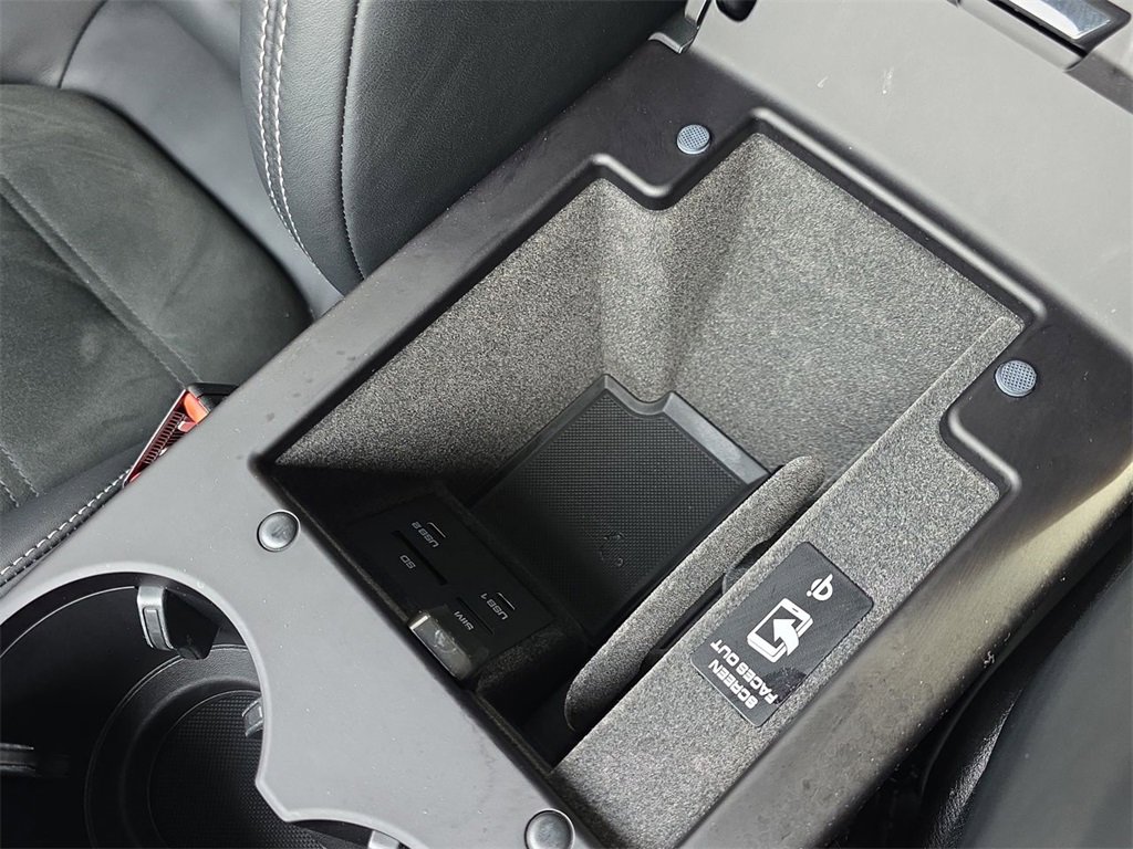 Used 2024 Porsche Macan GTS image 19