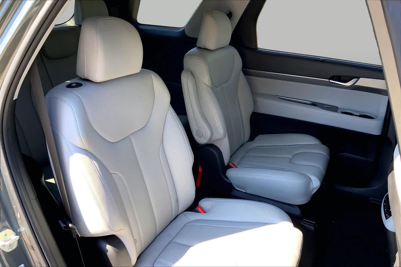 Used 2022 Hyundai Palisade SEL w/ Premium Package AWD/4WD image 20