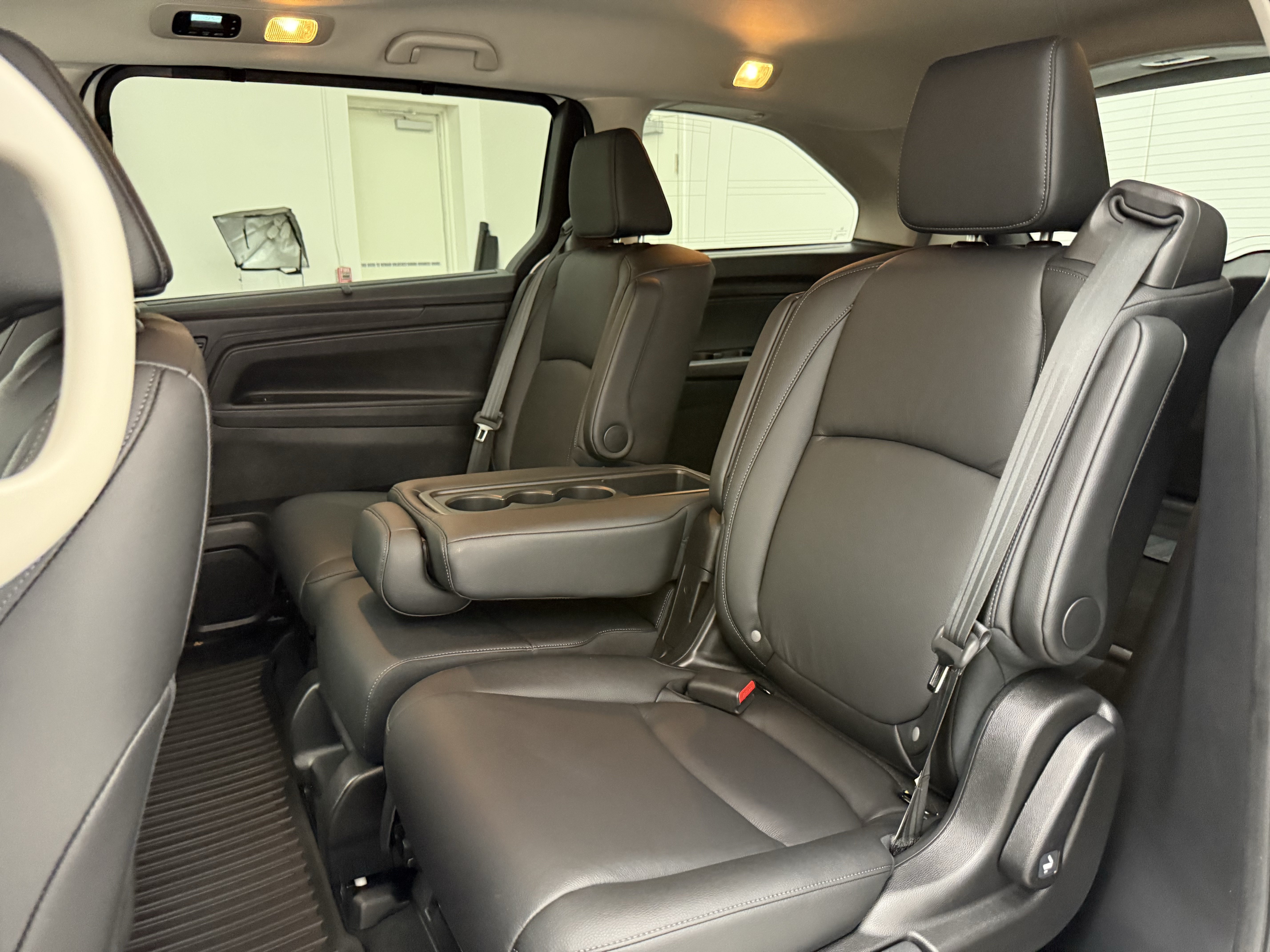 Used 2025 Honda Odyssey EX-L image 24