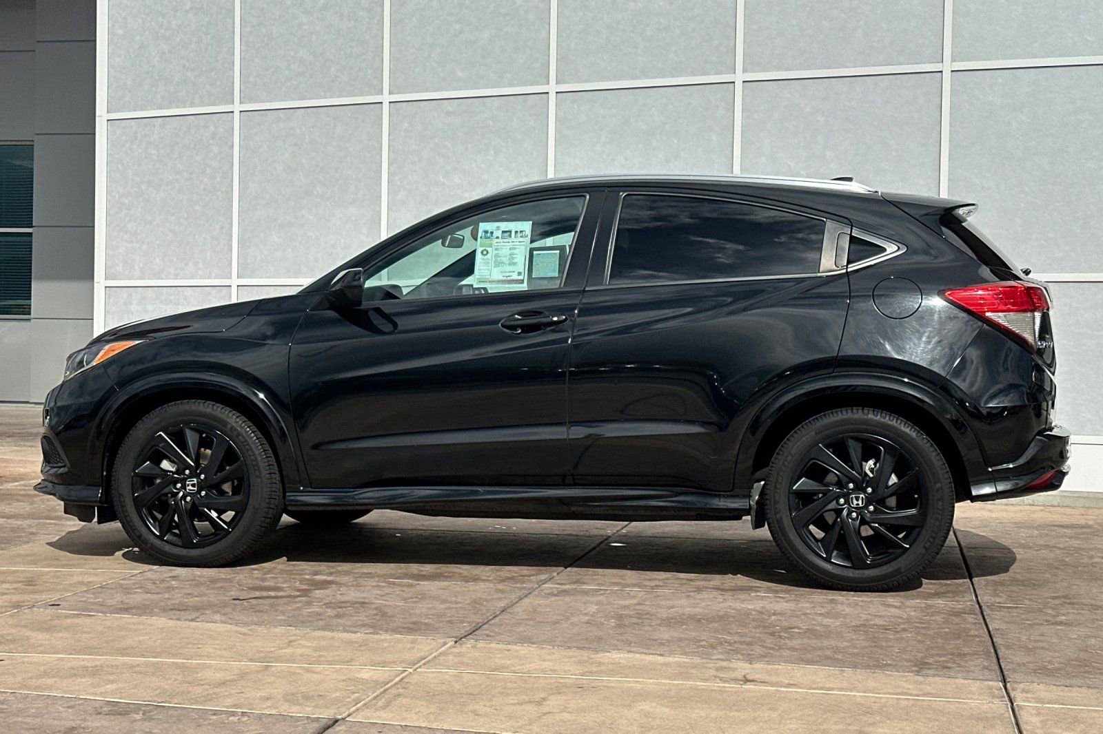 Used 2021 Honda HR-V Sport image 7