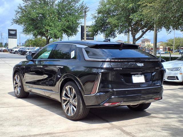New 2026 Cadillac Lyriq Signature Luxury AWD/4WD image 3