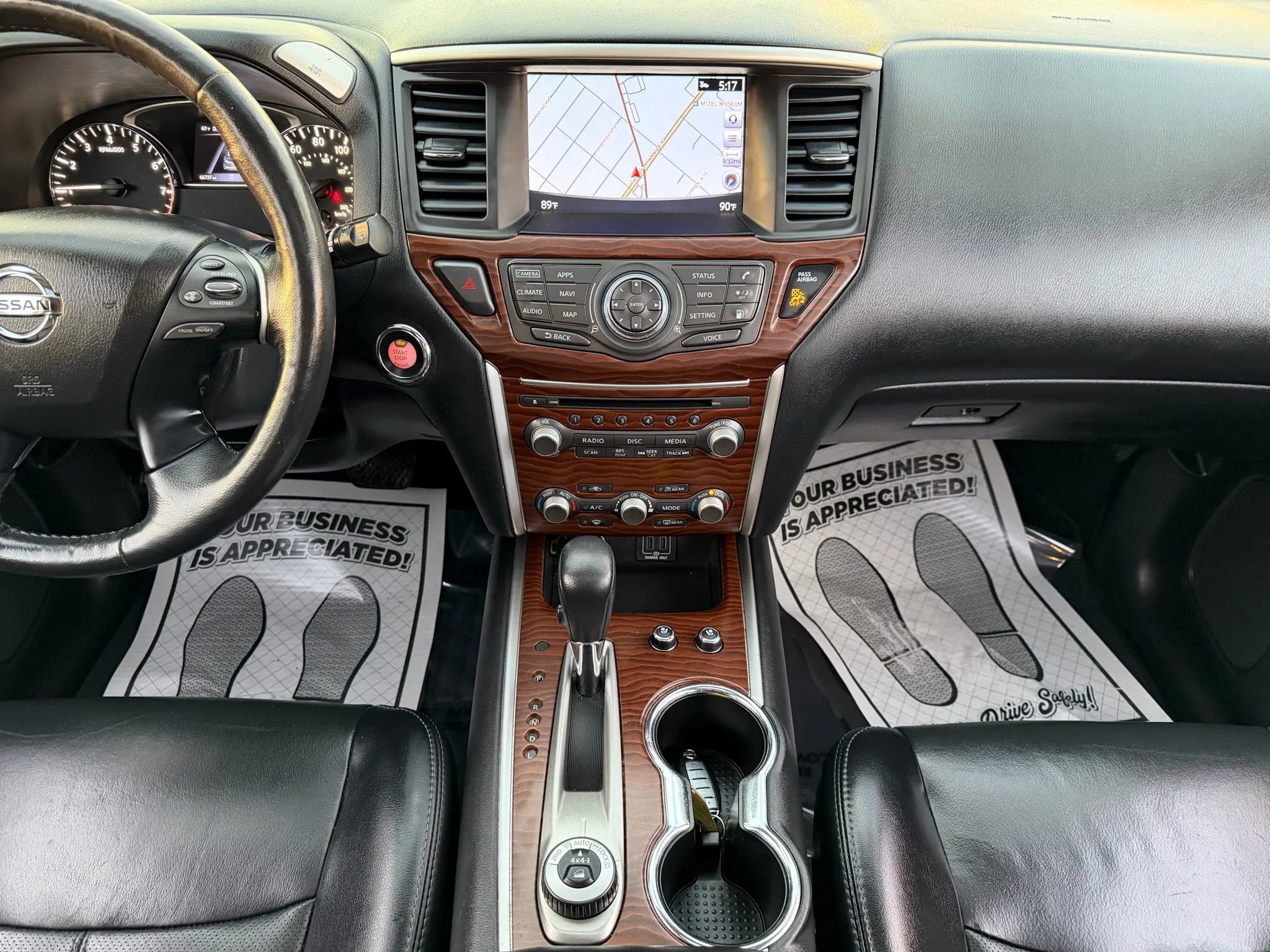 Used 2018 Nissan Pathfinder Platinum w/ Cargo Package image 23