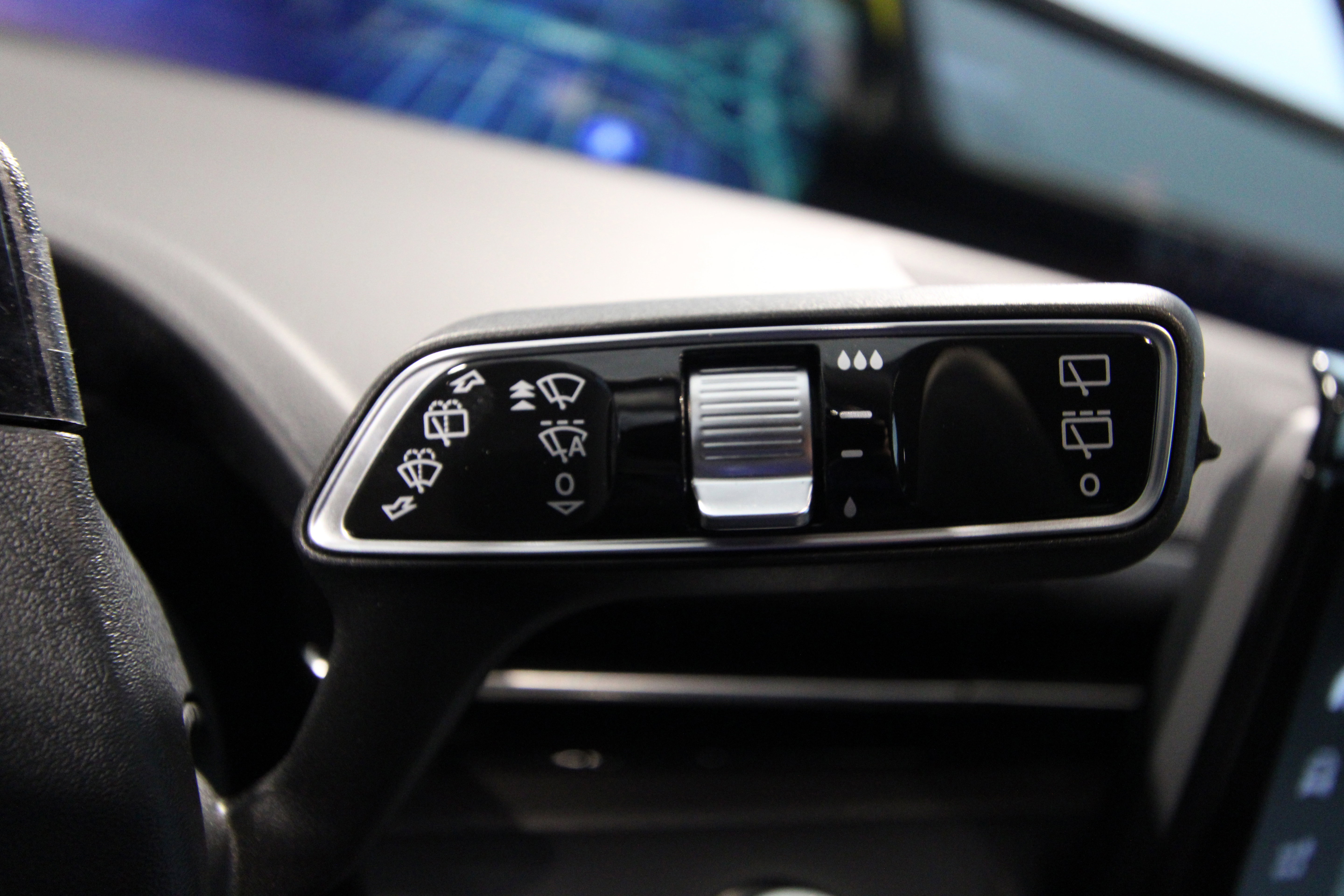 New 2026 Lincoln Nautilus Premier image 13