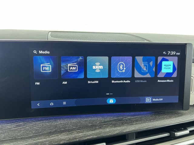 Used 2025 Hyundai Santa Fe Calligraphy AWD/4WD image 13