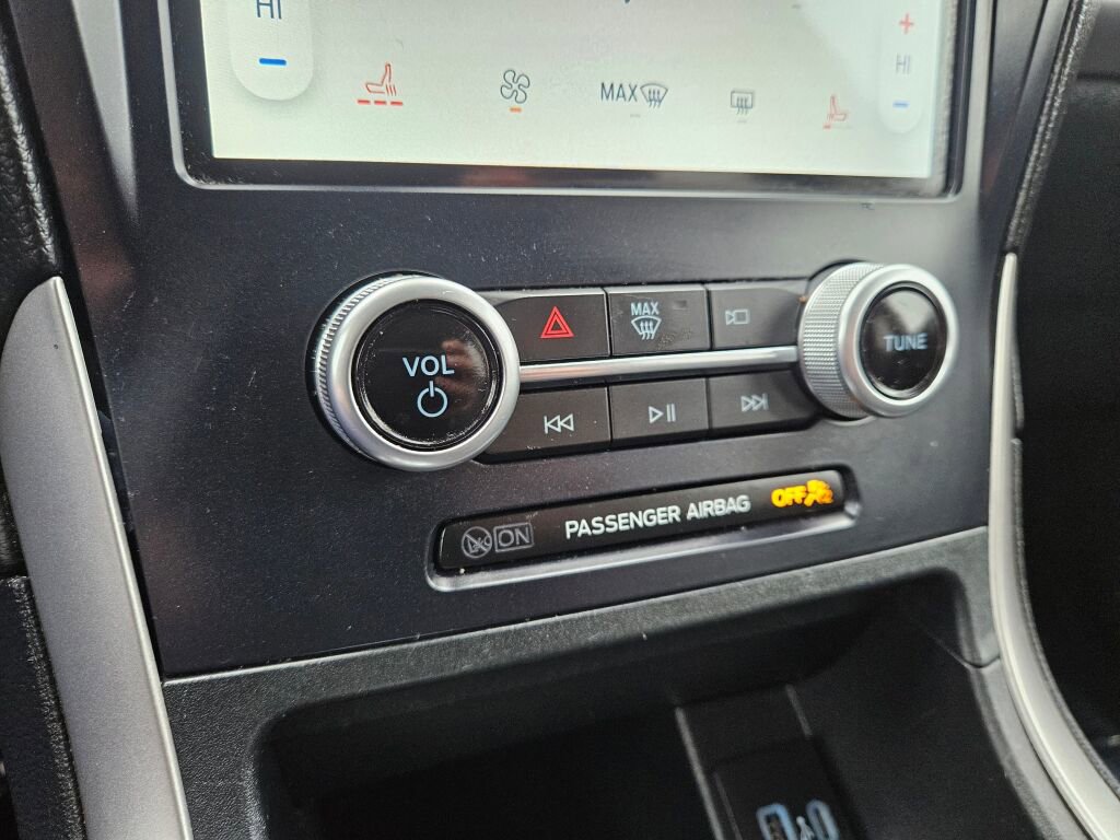 Used 2022 Ford Edge SEL image 6
