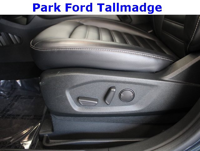 Used 2022 Ford Edge SEL image 13