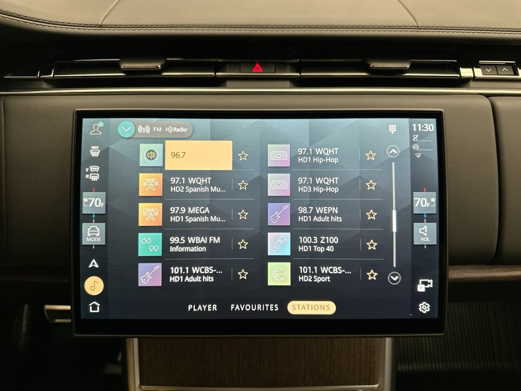 Certified 2025 Land Rover Range Rover SE AWD/4WD image 27