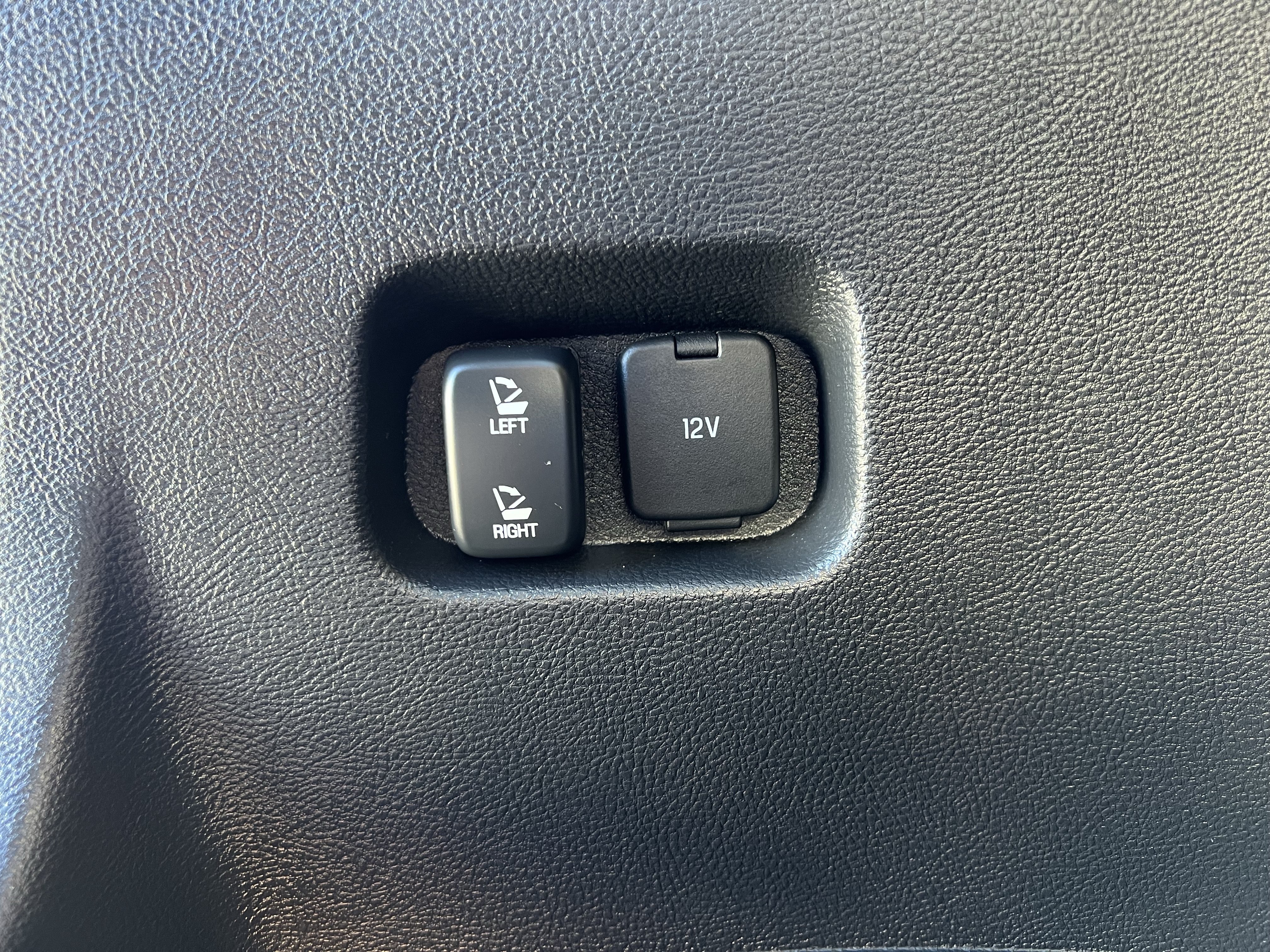 Used 2024 Ford Edge SEL w/ Convenience Package AWD/4WD image 50