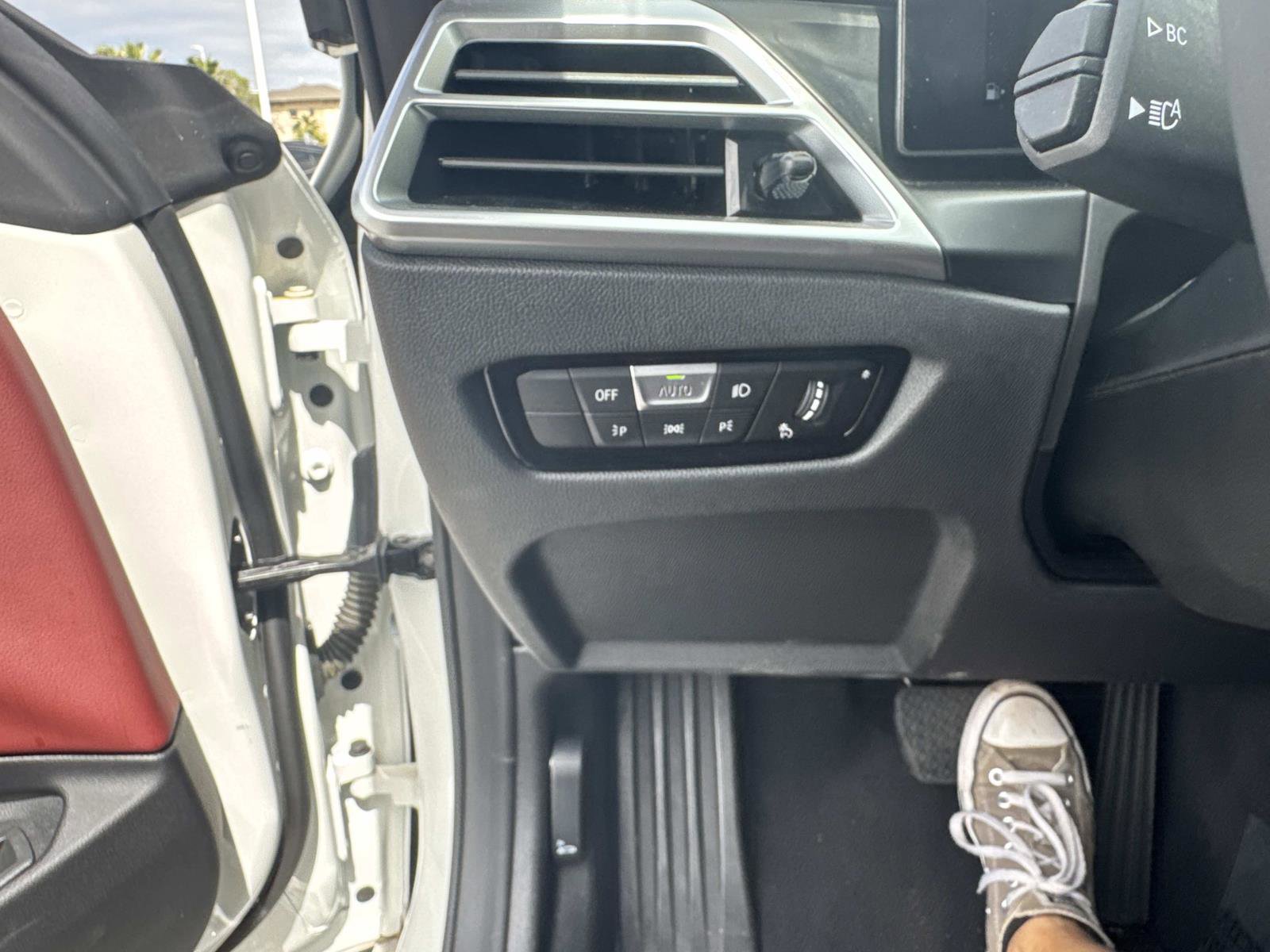 Certified 2026 BMW 430i Coupe w/ Parking Assistance Package image 26