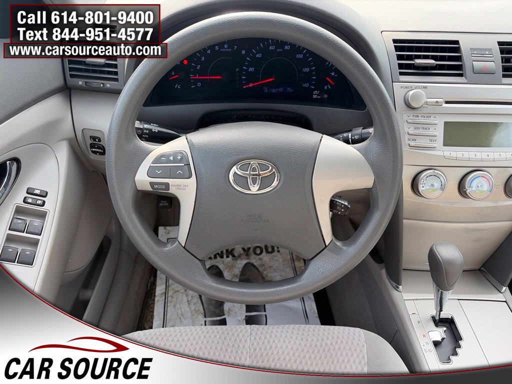 Used 2011 Toyota Camry LE FWD image 10