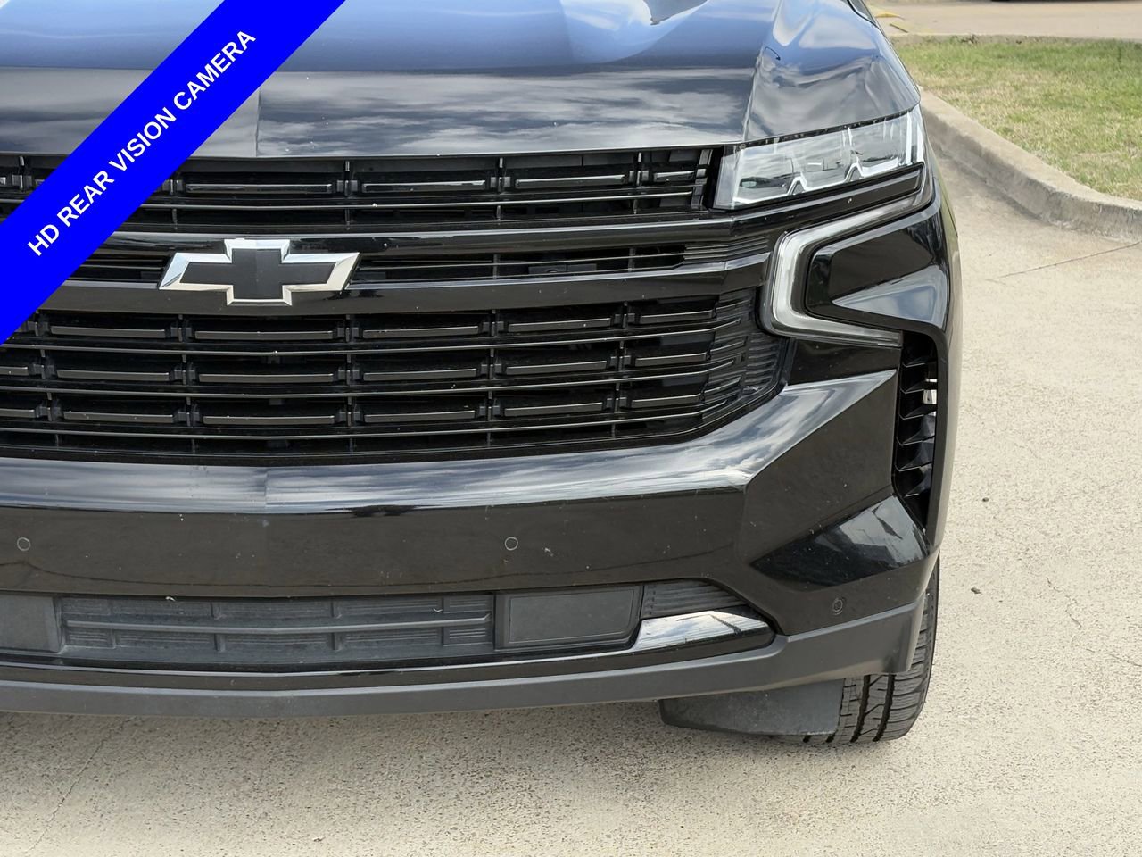 Used 2024 Chevrolet Suburban RST image 11