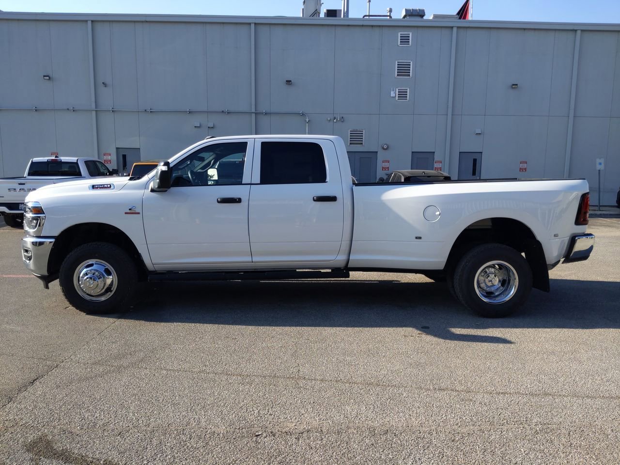 New 2026 RAM 3500 Tradesman image 5