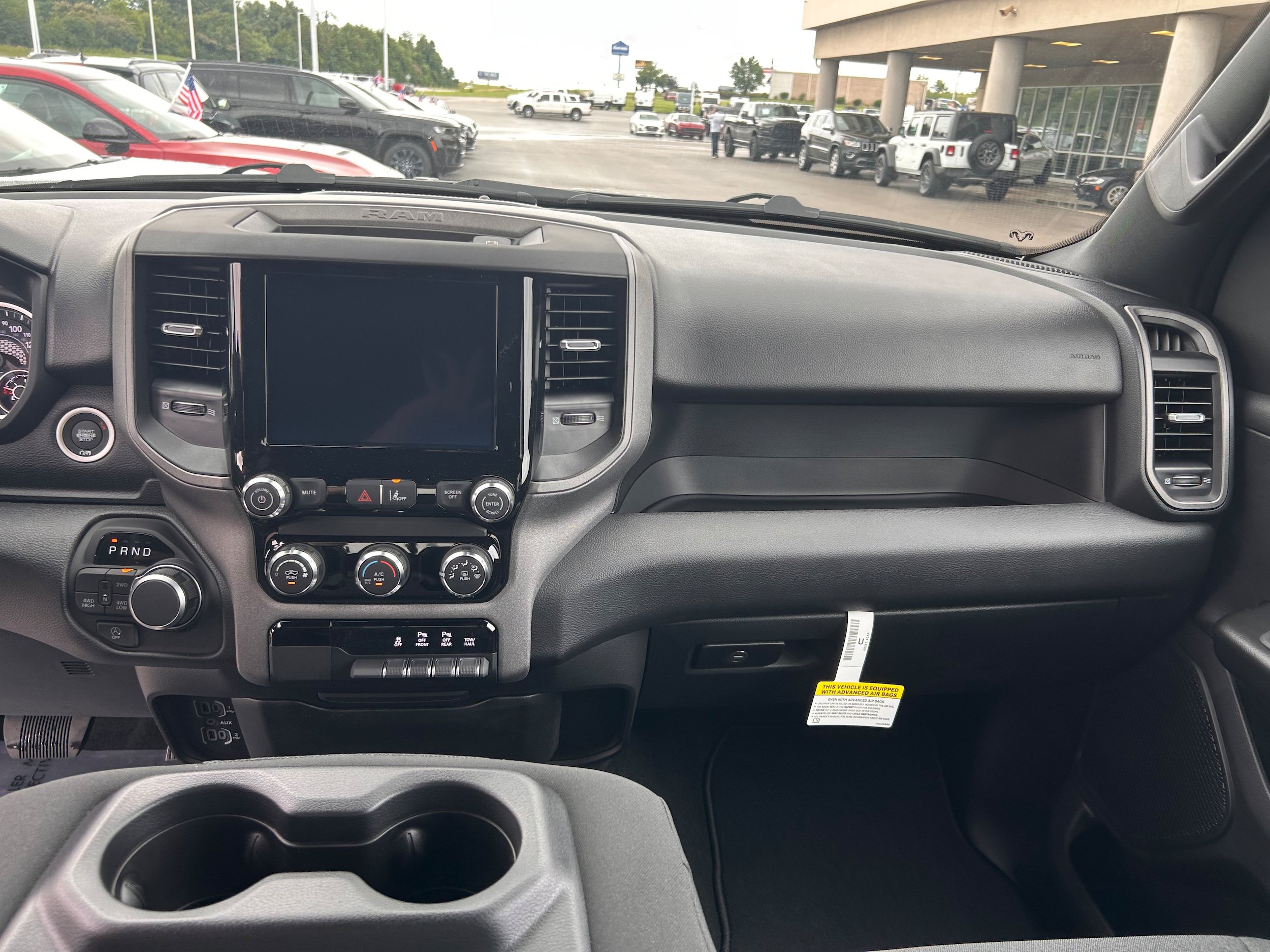 New 2026 RAM 1500 Express AWD/4WD image 12